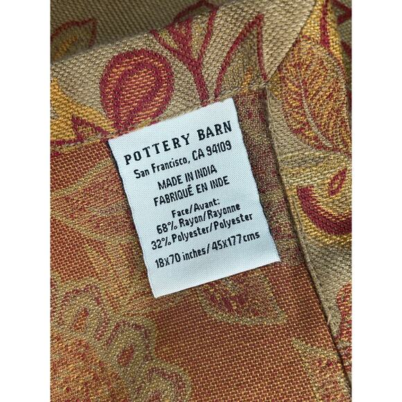 Pottery Barn table runner and lot of 12 napkins - Picture 6 of 7